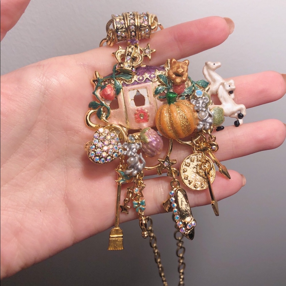 Kirks folly Cinderella pumpkin carriage necklace